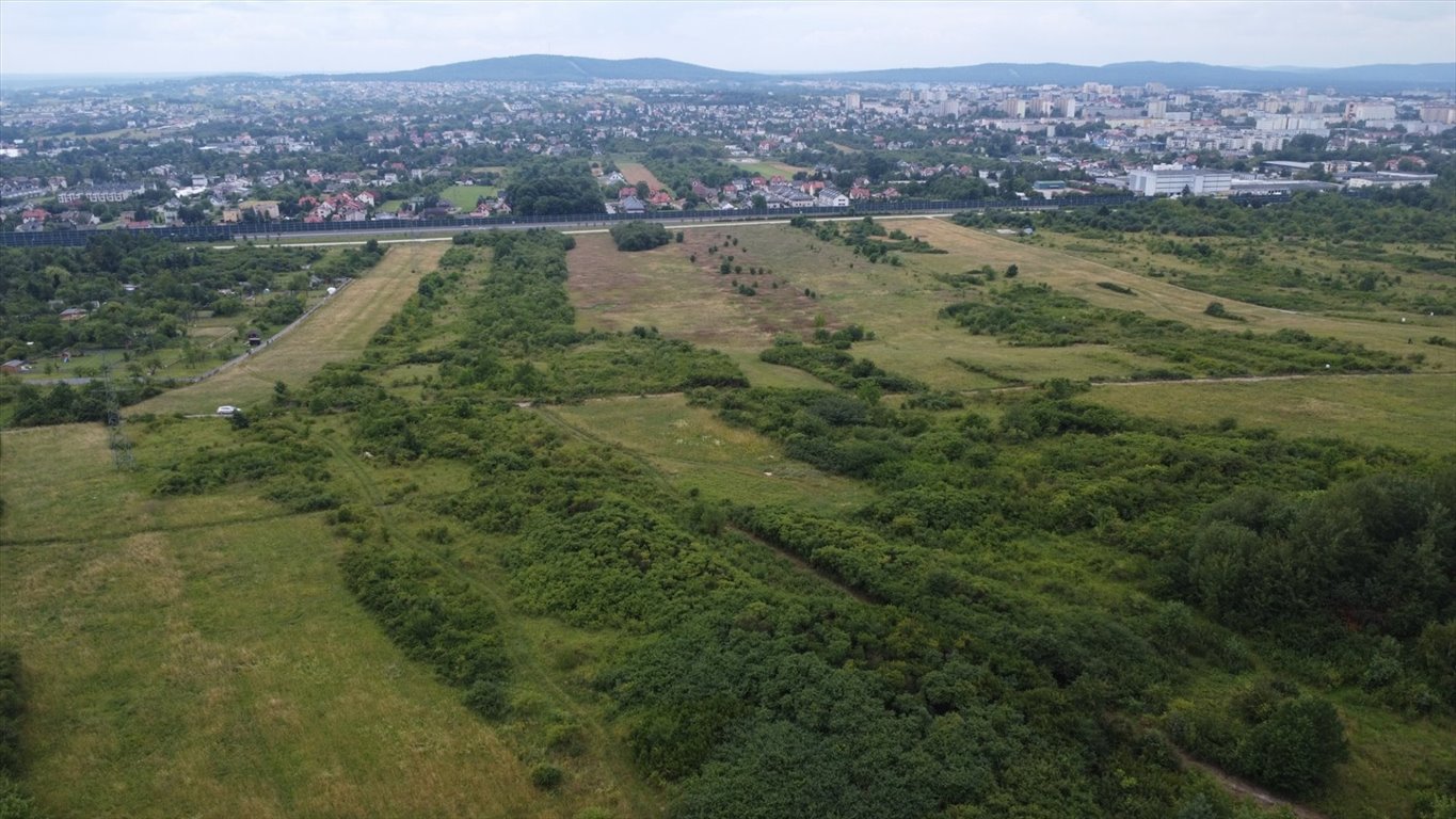 Działka 8 059 m² z widokiem na Góry Świętokrzyskie Kielce, Nowy Folwark  8 059m2 Foto 1
