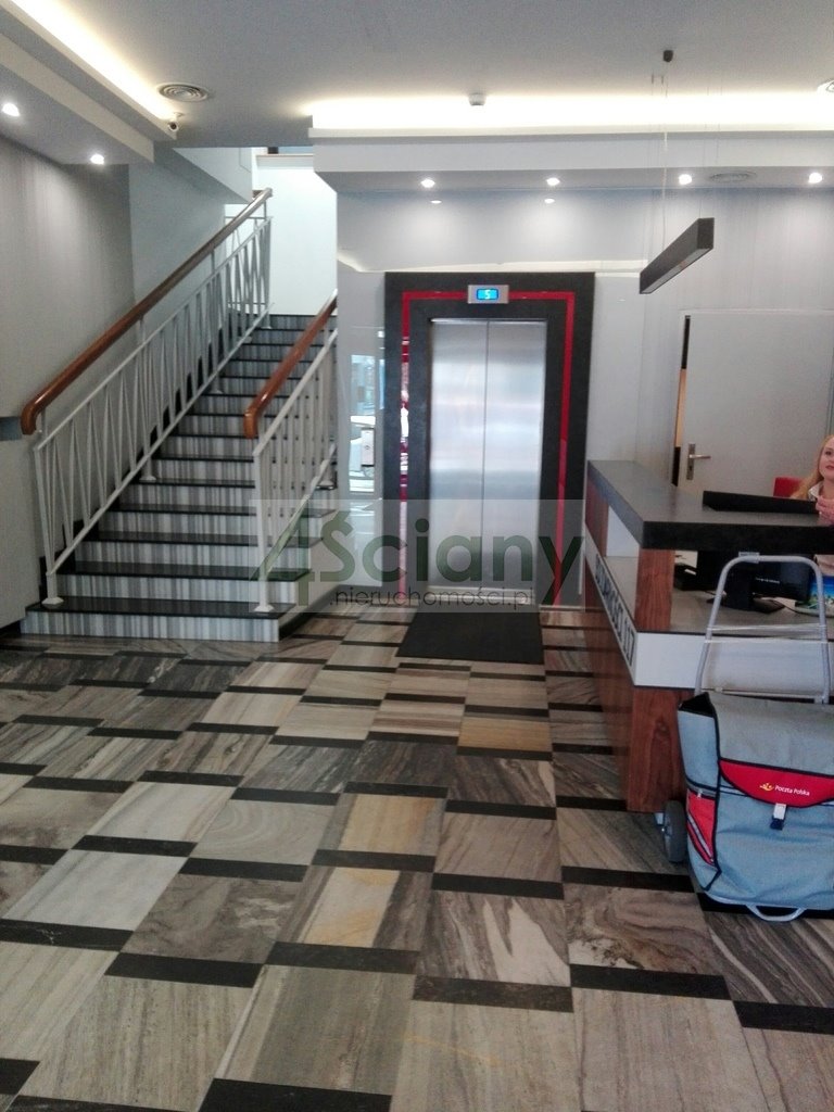 Biuro 39 m² w centrum Warszawy z recepcją i klimatyzacją Warszawa, Śródmieście  39m2 Foto 1