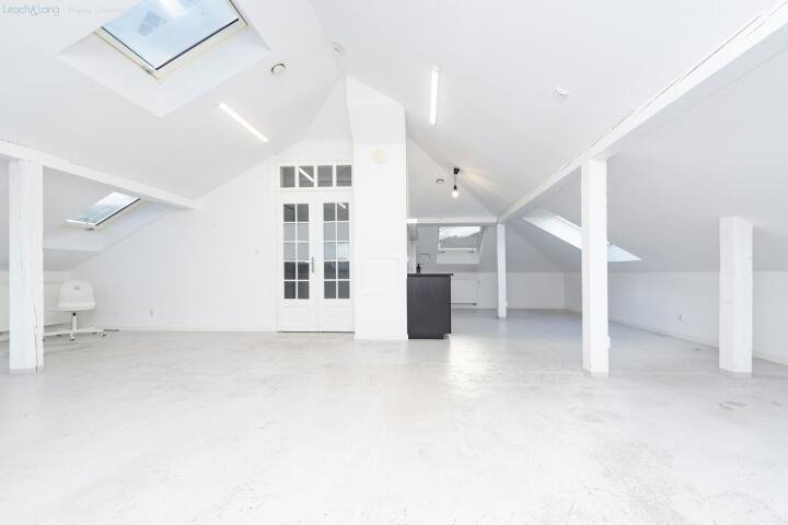 Klimatyczne biuro 45 m² w willi z ogrodem - polecam! Kraków, Grzegórzki, Wesoła, Chłopickiego Józefa  45m2 Foto 1