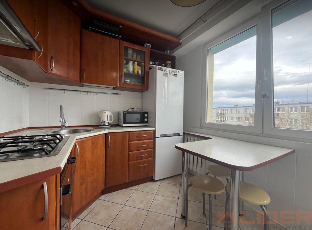 Mieszkanie czteropokojowe  na sprzedaż Białystok, Os. Bema  58m2 Foto 1