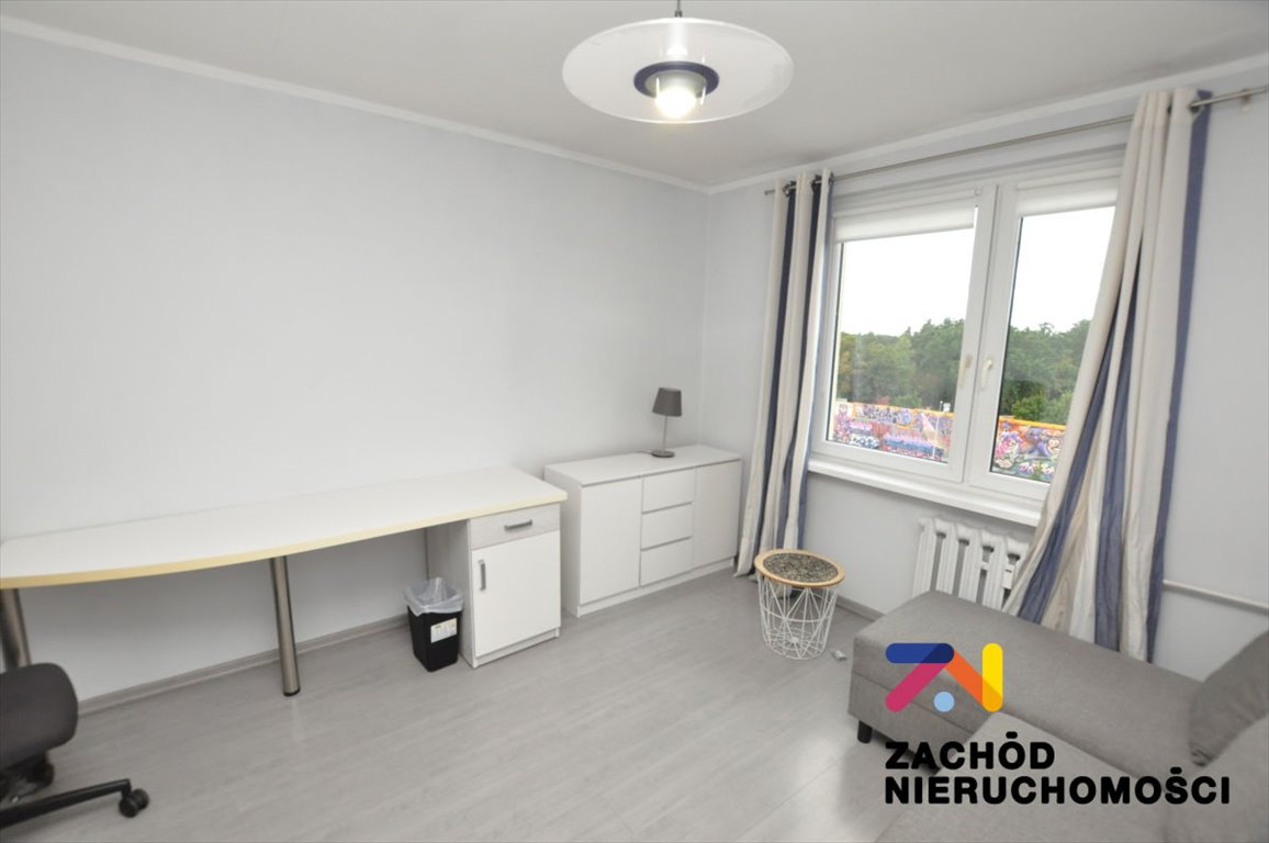 Na wynajem przestronne 62 m² mieszkanie 2 pok. z balkonem w Zielonej Górze Zielona Góra, Osiedle Zastalowskie  62m2 Foto 1