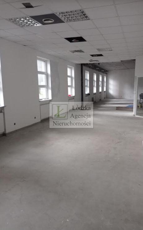 Lokal użytkowy na wynajem Łódź, Polesie  210m2 Foto 2