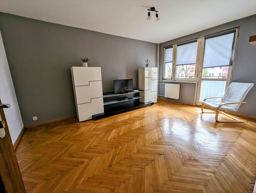Mieszkanie czteropokojowe  na sprzedaż Starogard Gdański, Aleja Jana Pawła II  59m2 Foto 1
