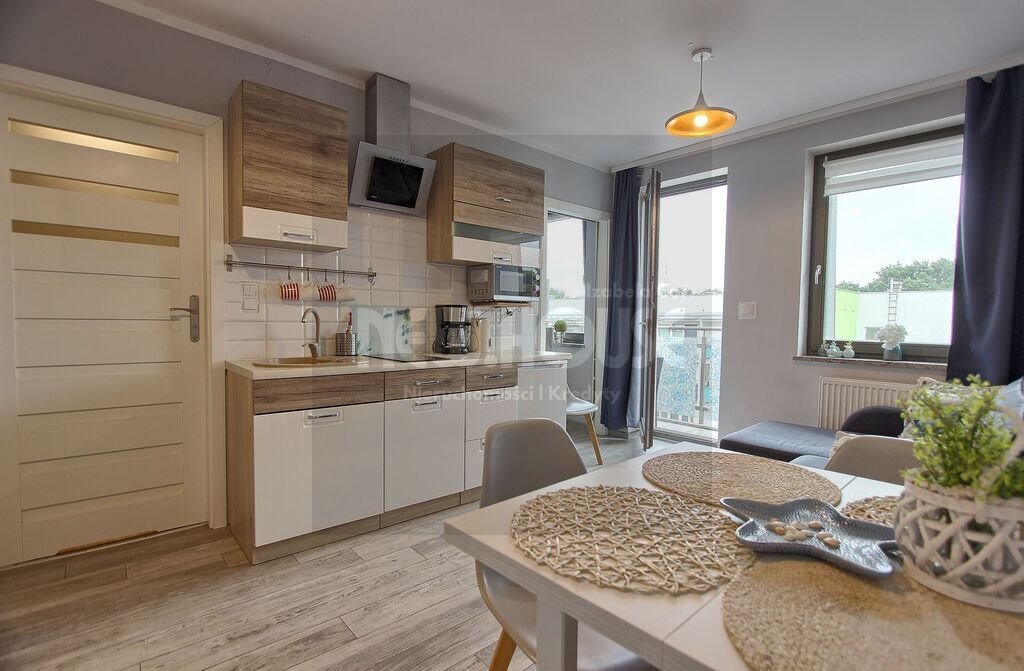 Nowoczesny 2 pok. apartament z dużym balkonem i potencjałem inwestycyjnym Świnoujście, Władysława Sikorskiego  24m2 Foto 1