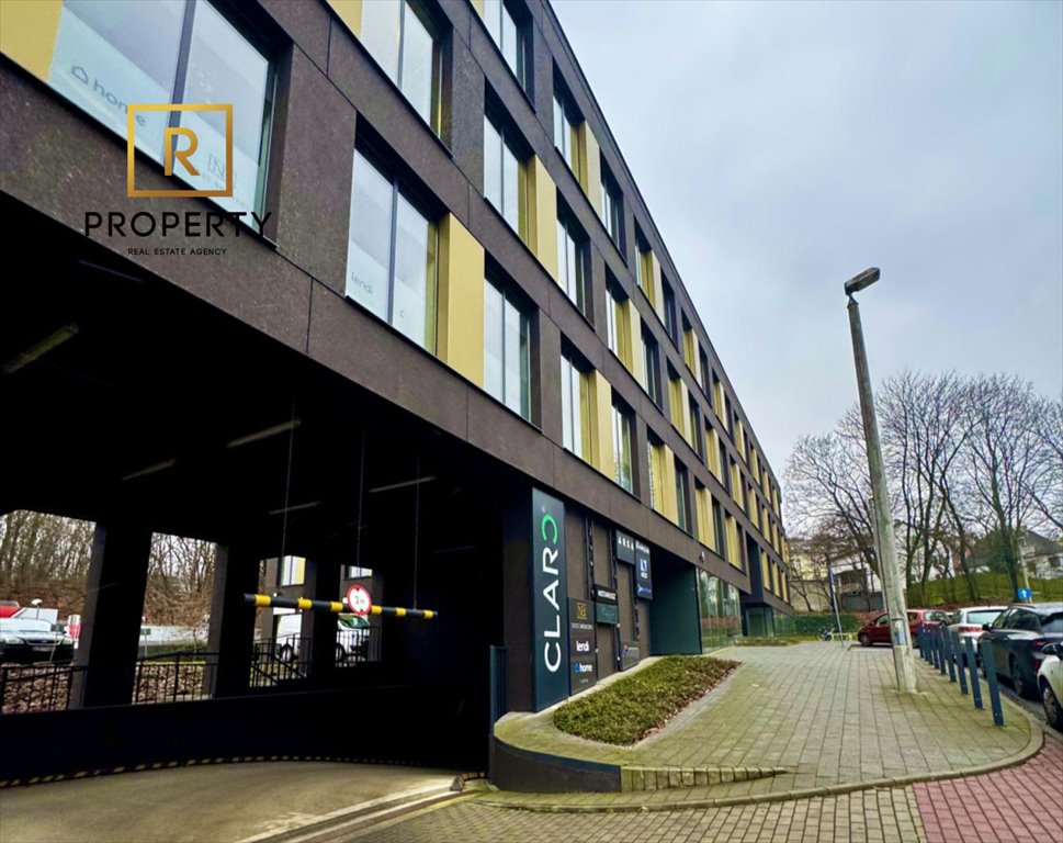 Nowoczesny lokal biurowy 13,4 m² z klimakonwektorem, dostępem do wspólnych pomieszczeń Kraków, Podgórze, Zamknięta  13m2 Foto 1