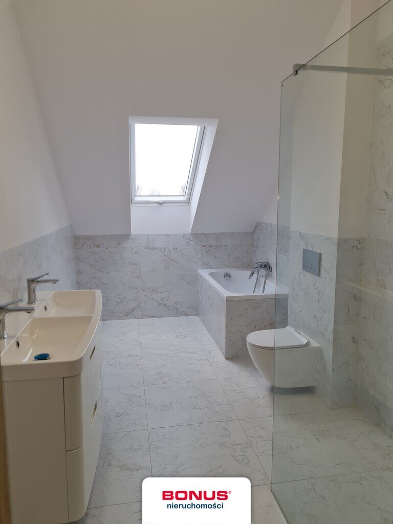 Dom bliźniaczy z ogrodem i tarasem (267 m² działki) Grzędzice  85m2 Foto 1