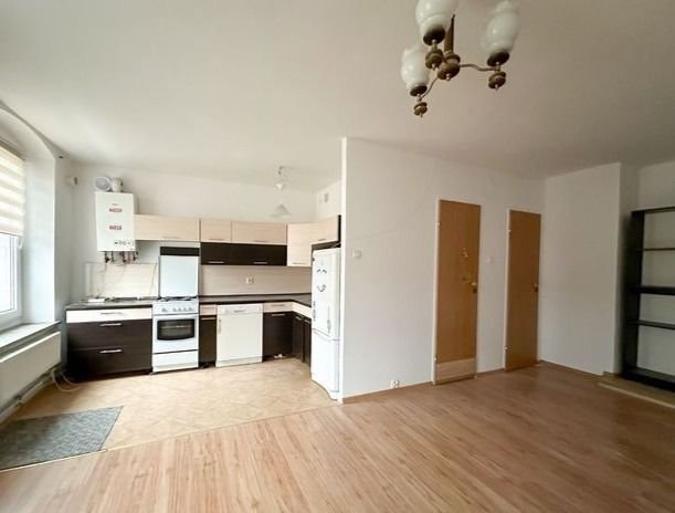 Mieszkanie dwupokojowe na sprzedaż Bielawa, Piastowska  46m2 Foto 1