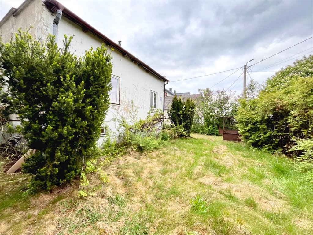 Dom 75 m2 z dużym potencjałem - ogród i poddasze Mirowice, Główna 14  75m2 Foto 1