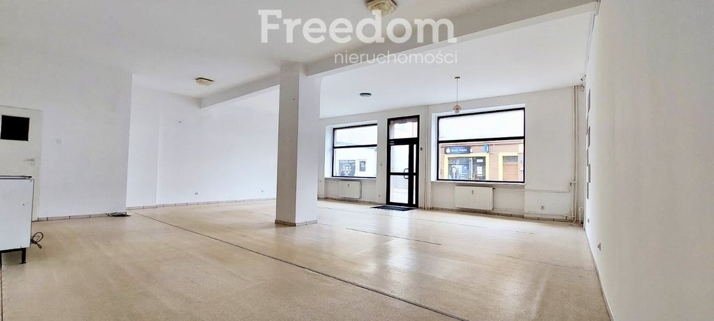 Lokal użytkowy na sprzedaż Czarne, Kościuszki  78m2 Foto 1