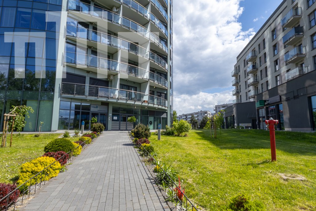 Lokal użytkowy na wynajem Rzeszów, Podwisłocze  30m2 Foto 1