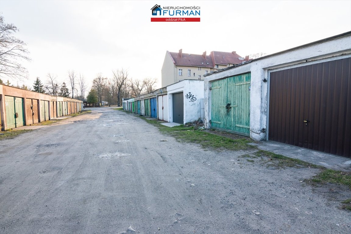 Garaż murowany 16 m² przy ul. Okrzei w Piła – idealny pod wynajem Piła  16m2 Foto 1