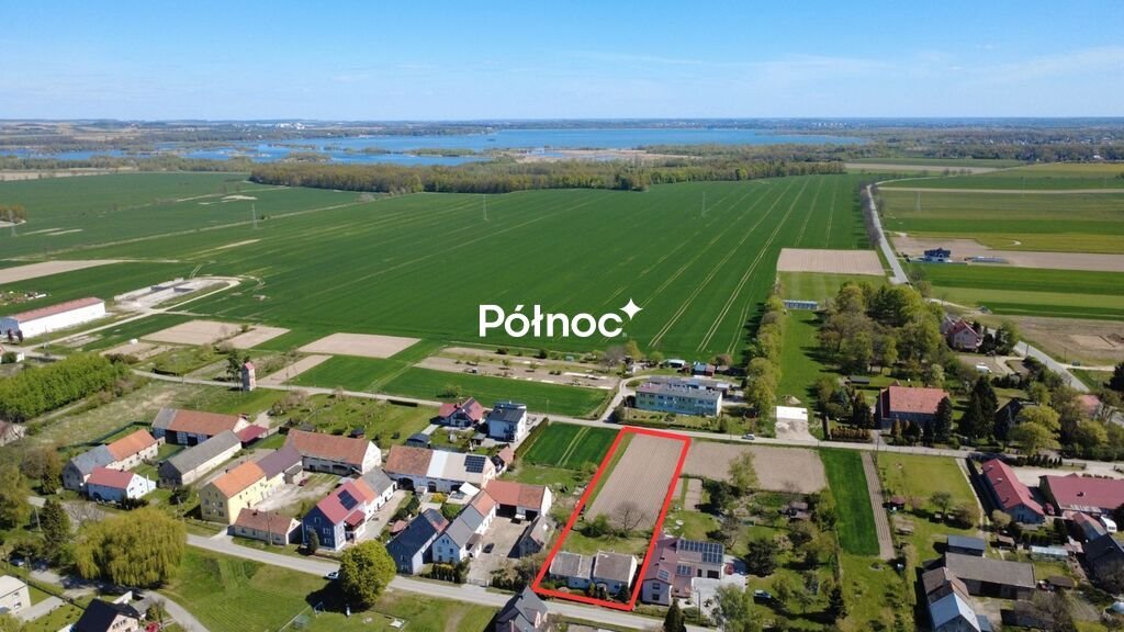 Dom z potencjałem, 2600 m² działki, blisko jeziora Buków  2 600m2 Foto 1