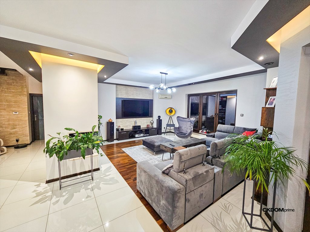 Przestronny dom 295 m² z garażem i tarasem w Kielcach Kielce, Zalesie 107C  295m2 Foto 1