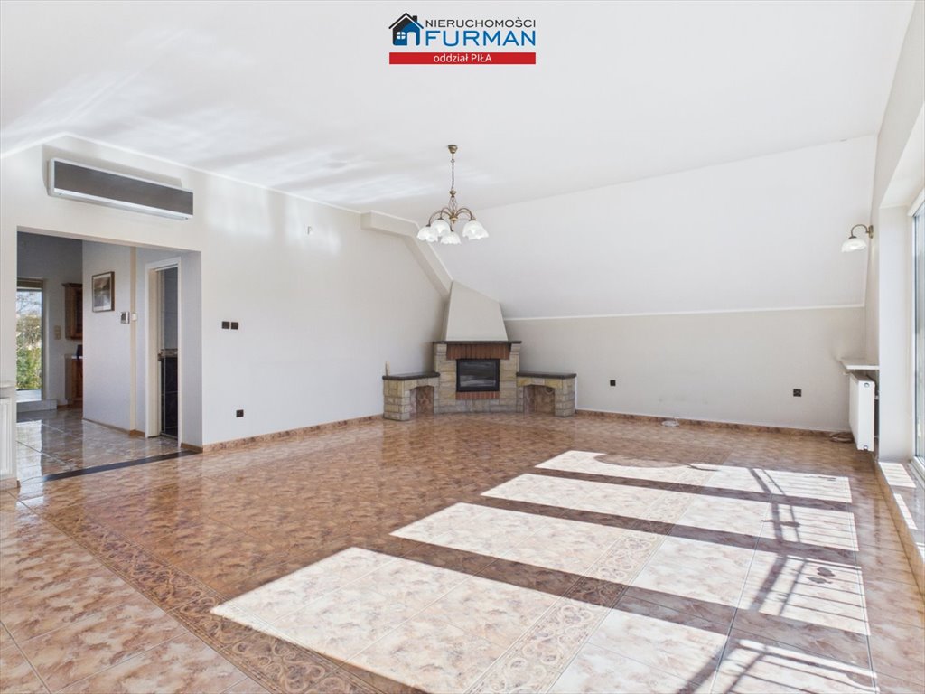 Przestronny dom z garażem, stawem i ogrodem w Trzciance zapraszam Trzcianka  180m2 Foto 1