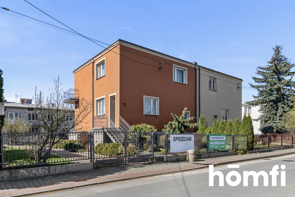 Dom z dużym potencjałem i pięknym ogrodem w Staszowie Staszów, Stefana Żeromskiego  130m2 Foto 1