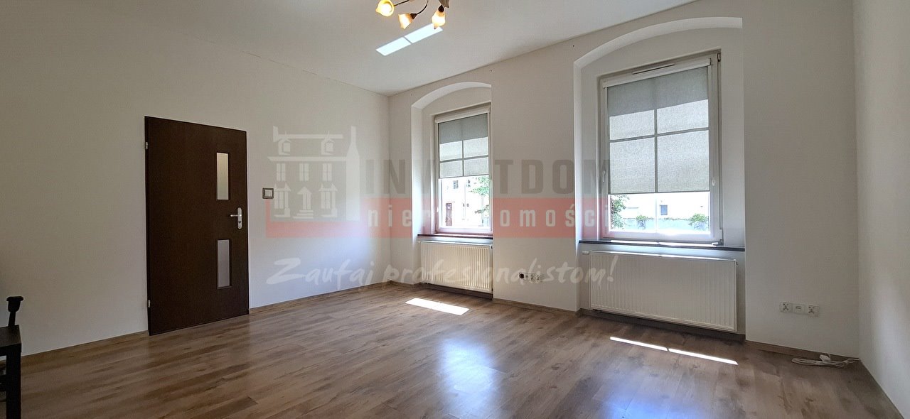 Mieszkanie trzypokojowe na sprzedaż Brzeg  74m2 Foto 1