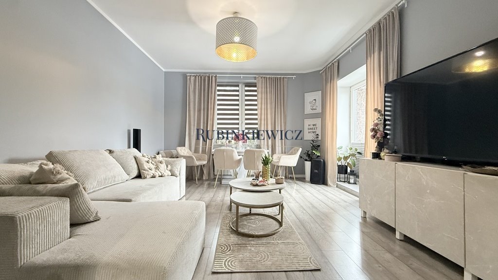 Dom wolnostojący 220 m2 po remoncie, ogrzewanie eko groszek Kielce, Białogon, al. Górników Staszicowskich  220m2 Foto 1