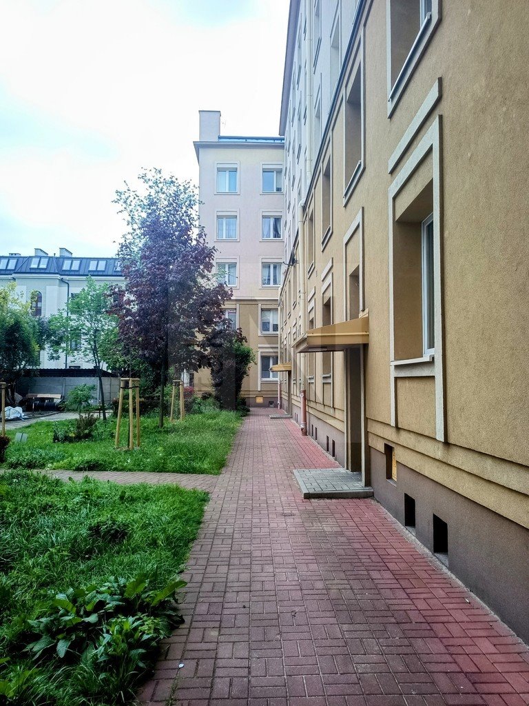 Mieszkanie dwupokojowe na sprzedaż Częstochowa, Centrum  46m2 Foto 11