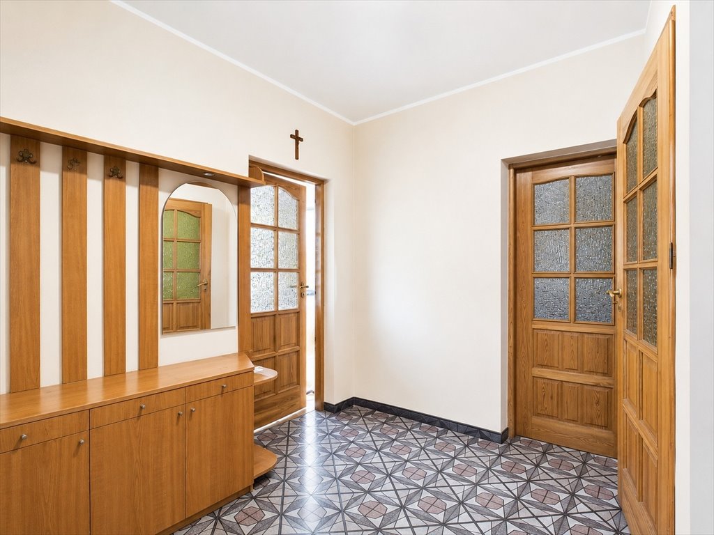Na sprzedaż przestronny dom 319 m² z ogrodem i 5 sypialniami: Kolbudy: Ukośna