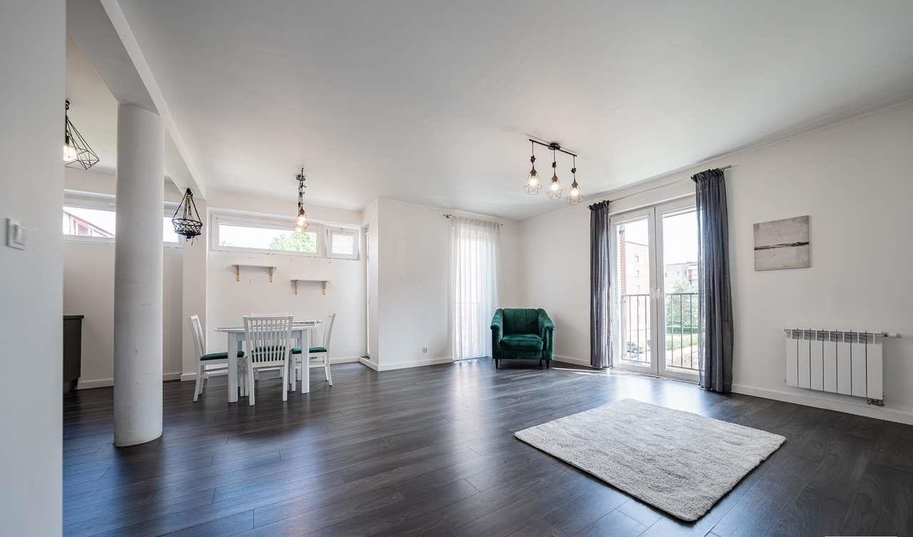 Polecam przestronne 2-pokojowe mieszkanie 61 m² z zadaszonym miejscem Katowice, Giszowiec, Kolista  61m2 Foto 1