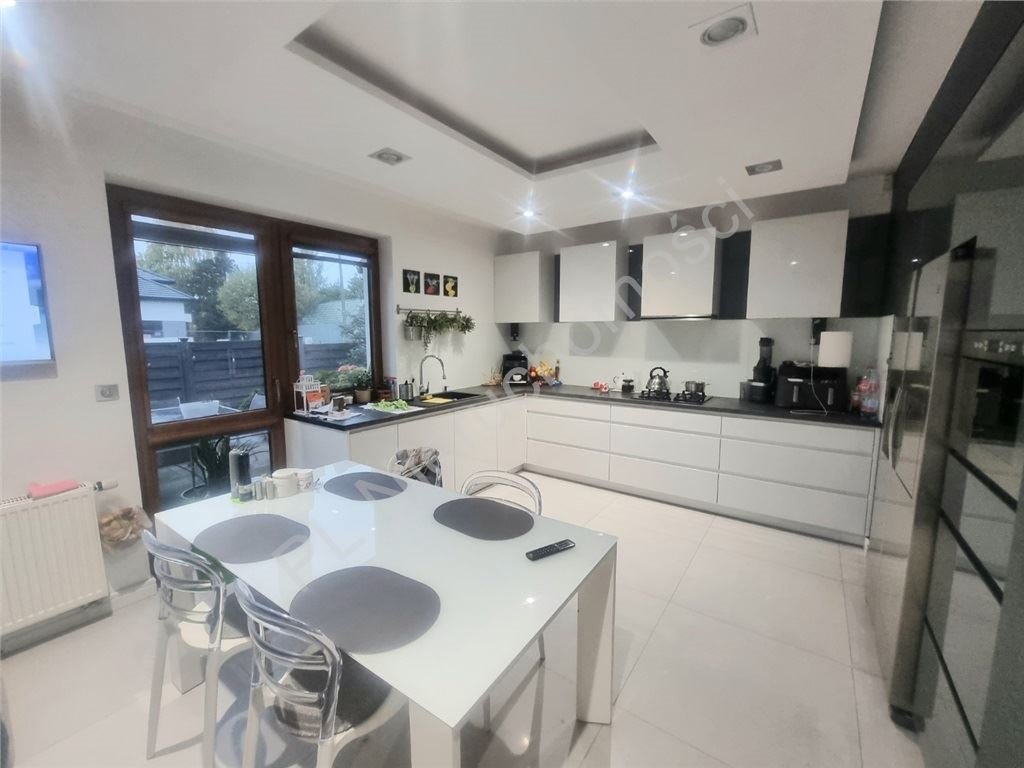 Zapraszam do domu 176 m² z ogrodem w Brwinowie Brwinów  176m2 Foto 1