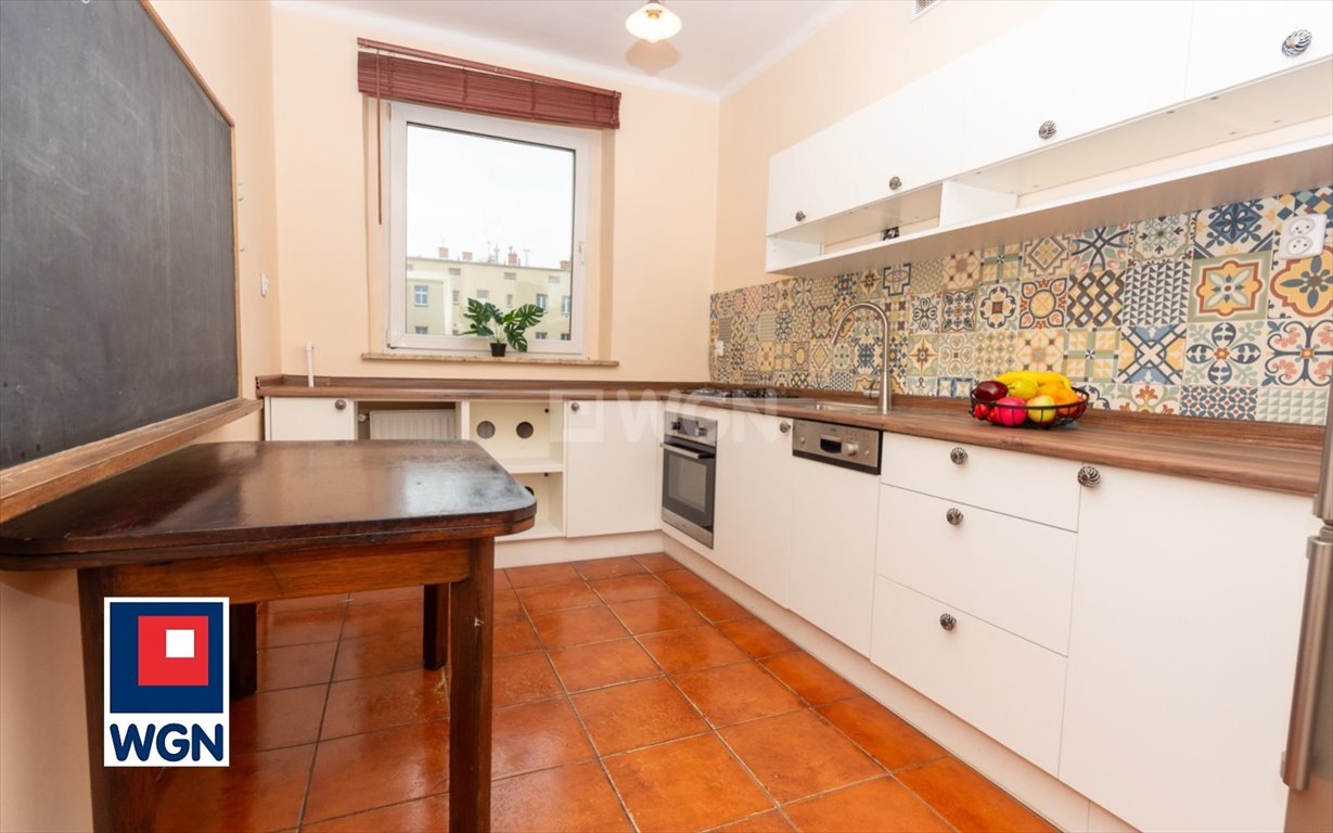 Mieszkanie trzypokojowe na sprzedaż Bytom, Śródmieście, Solskiego  53m2 Foto 1