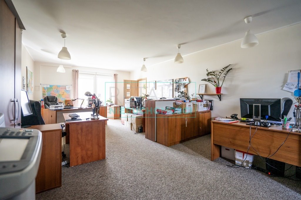 Inwestycyjny dom z halą i dużą działką w Nadarzynie Nadarzyn  600m2 Foto 1