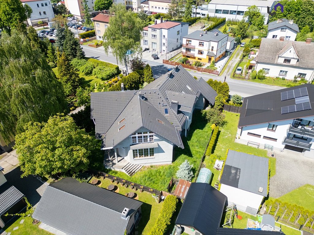 Do sprzedania przestronny dom 396 m² z potencjałem w Chybiu Chybie  397m2 Foto 1