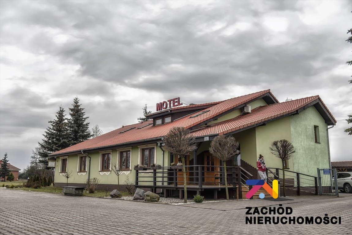 Atrakcyjny kompleks hotelowy z restauracją i pokojami na sprzedaż Otyń  739m2 Foto 1