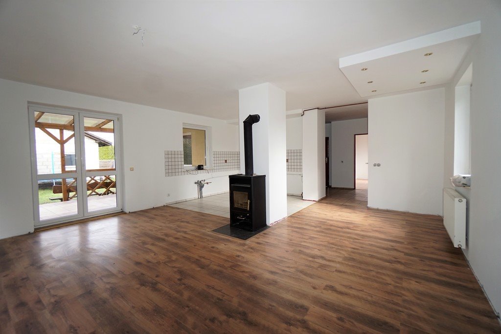 Przestronny dom 216 m2 z garażem i pięknym ogrodem Czarna Łąka  216m2 Foto 1