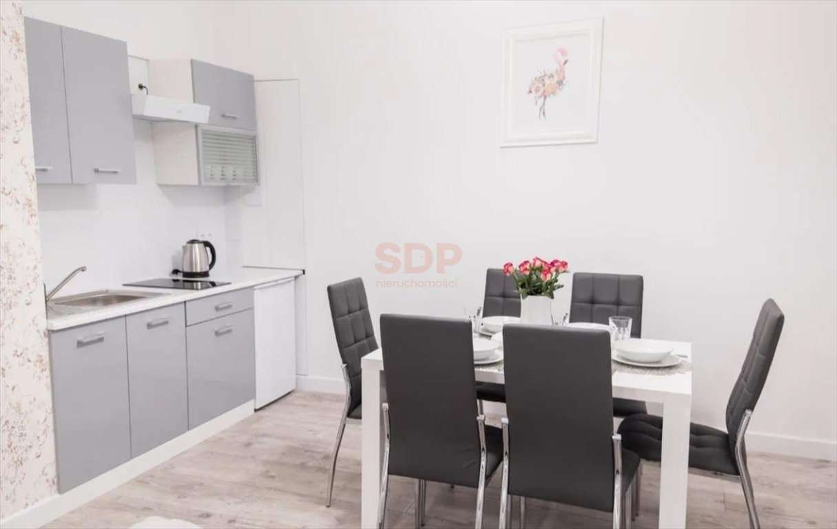 Mieszkanie trzypokojowe na sprzedaż Kłodzko, Bolesława Chrobrego  82m2 Foto 1