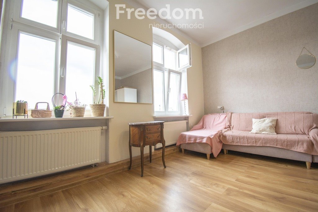 Mieszkanie dwupokojowe na sprzedaż Słupsk, Szkolna  74m2 Foto 1