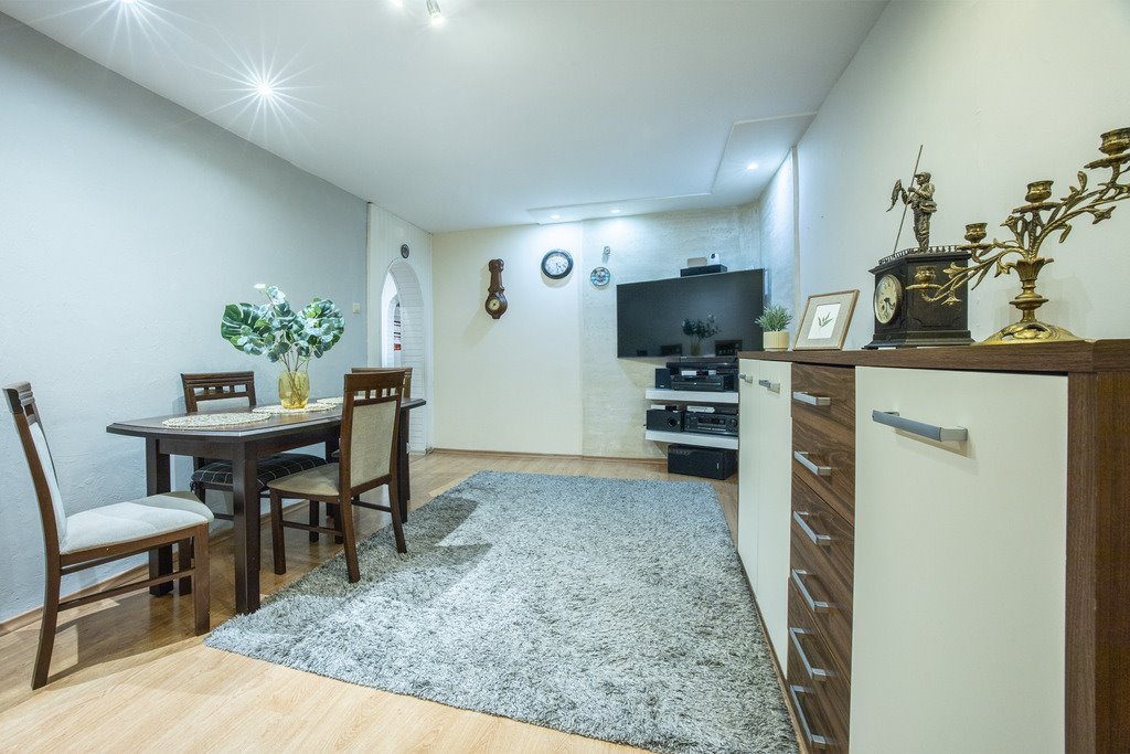 Przestronne 44,7 m² w cichej dzielnicy Bałuty, blisko centrum Łódź, Emilii Plater  45m2 Foto 1