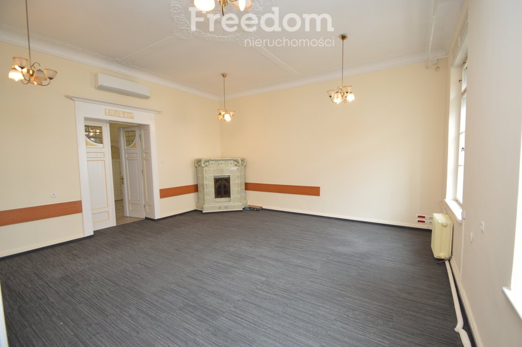 Zabytkowe biuro w centrum Opola, 100 m², prestiżowa lokalizacja Opole, ks. Konstantego Damrota  100m2 Foto 1