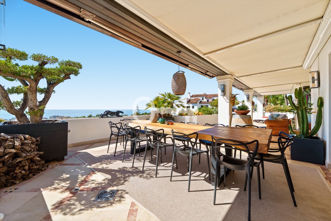 Polecam luksusowy dwupoziomowy penthouse 376 m² z panoramicznymi widokami Hiszpania, Costa del Sol The Golden Mile, The Golden Mile  376m2 Foto 1