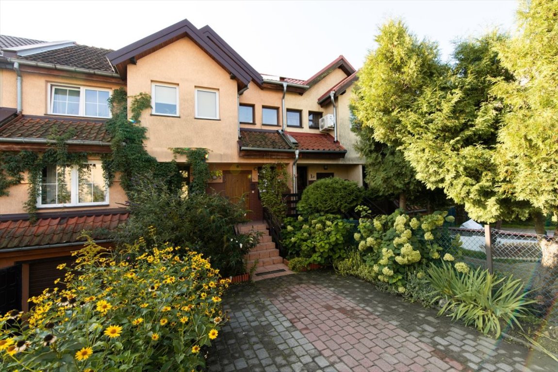 Dom na sprzedaż Dobre Miasto, Fabryczna  240m2 Foto 1