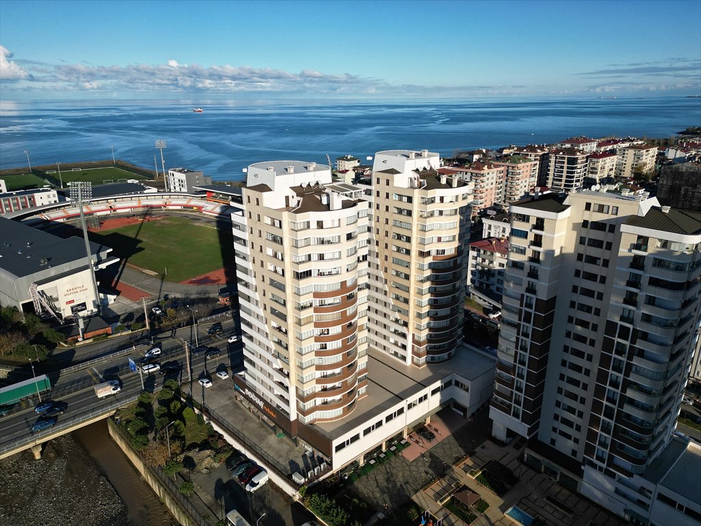 Dwupoziomowy apartament z widokiem na morze i miasto Turcja, Söğütlü, Söğütlü, Akçaabat, Trabzon  260m2 Foto 1