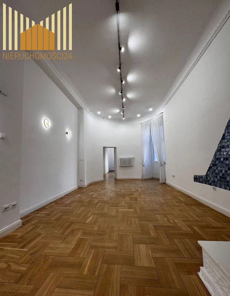 Wynajmę przestronne 3-pokojowe mieszkanie 90 m² z balkonem i parkingiem Warszawa, Śródmieście, Chmielna  90m2 Foto 1