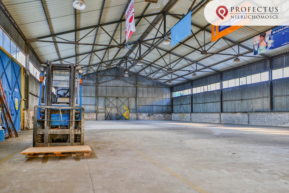 Na wynajem magazyn 700 m² z wysokim składowaniem i socjalami Gdańsk, Letnica  700m2 Foto 1