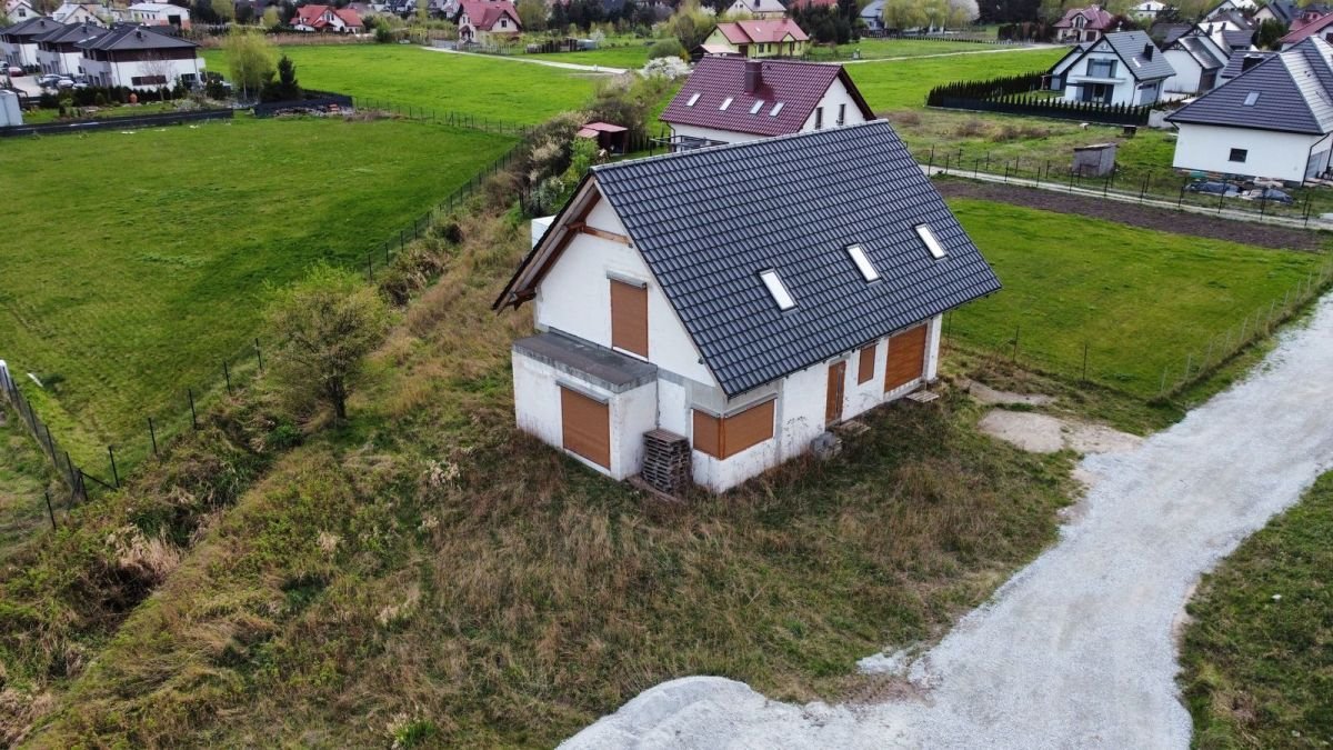 Dom na sprzedaż Szymanów, Lotnicza  195m2 Foto 1