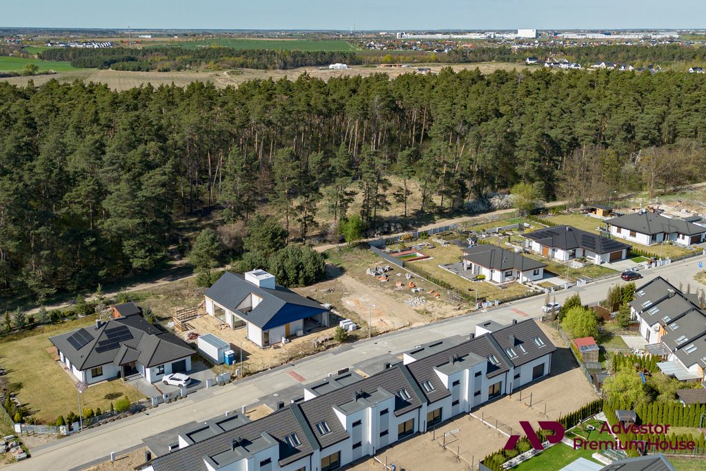 Nowoczesny dom z własną działką 127 m² w Lusówku Lusówko, Róży  127m2 Foto 1