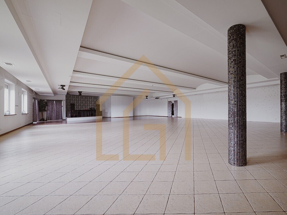 320 m2 powierzchni do wynajęcia z możliwością powiększenia - polecam! Mościska, Postępu  320m2 Foto 1