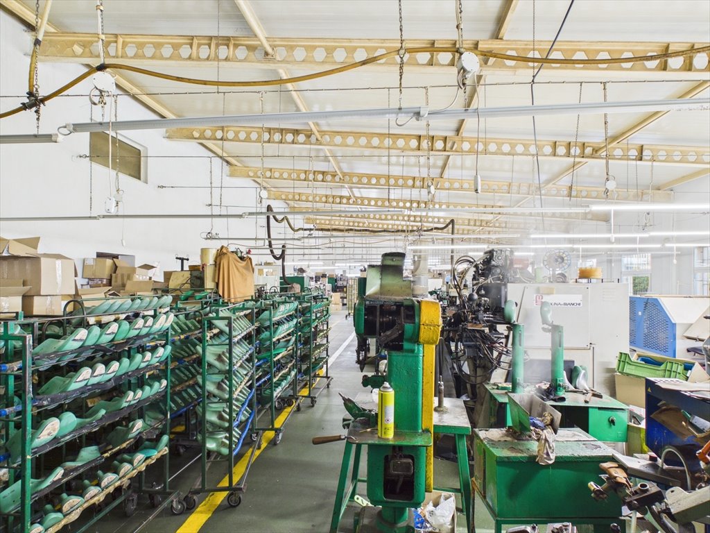 Hala produkcyjno-biurowa 1140 m2 z fotowoltaiką, Słupsk Słupsk, Słoneczna  1 140m2 Foto 1