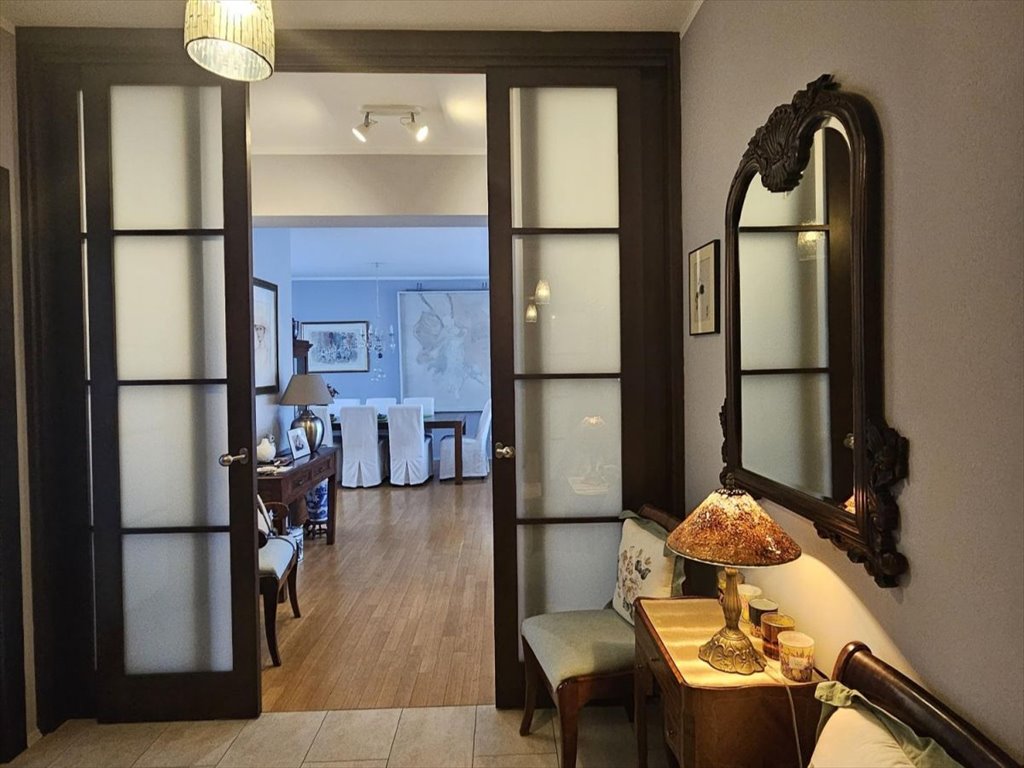 Polecam przestronne 162,6 m² na osiedlu z garażem w Wawrze Warszawa, Wawer, Mrówcza  163m2 Foto 1