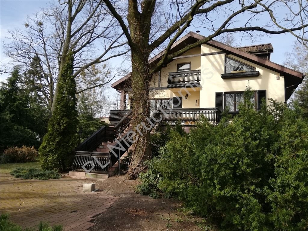 Przestronny dom 269 m² z garażem i ogrodem w Milanówku Milanówek  269m2 Foto 1