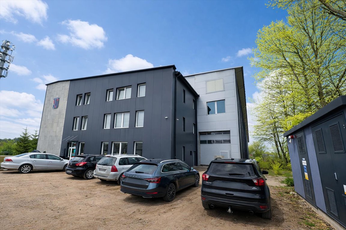 Nowoczesna hala magazynowa 3 200 m2 z biurem w Kobyłce Kobyłka  3 200m2 Foto 1
