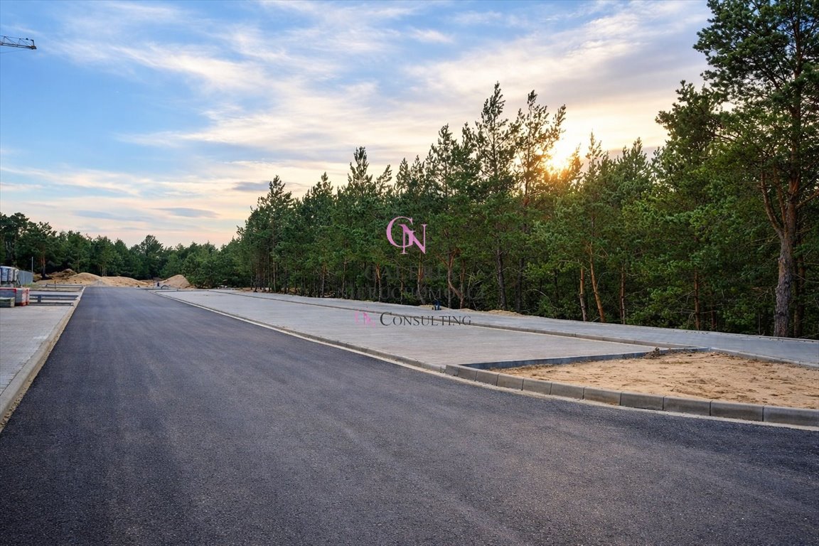 Działka w lesie na osiedlu Jar z mediami i dostępem do drogi Toruń, Jar  885m2 Foto 1