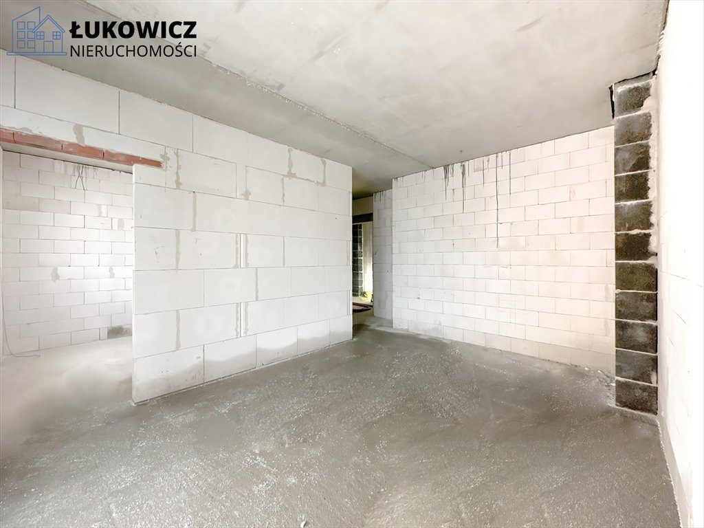 Mieszkanie trzypokojowe na sprzedaż Czechowice-Dziedzice  40m2 Foto 2