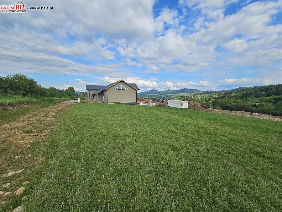 Widokowa działka budowlana 1273 m² z prądem, dojazd asfaltowy Krościenko, Krościenko, Krośnica  1 273m2 Foto 1