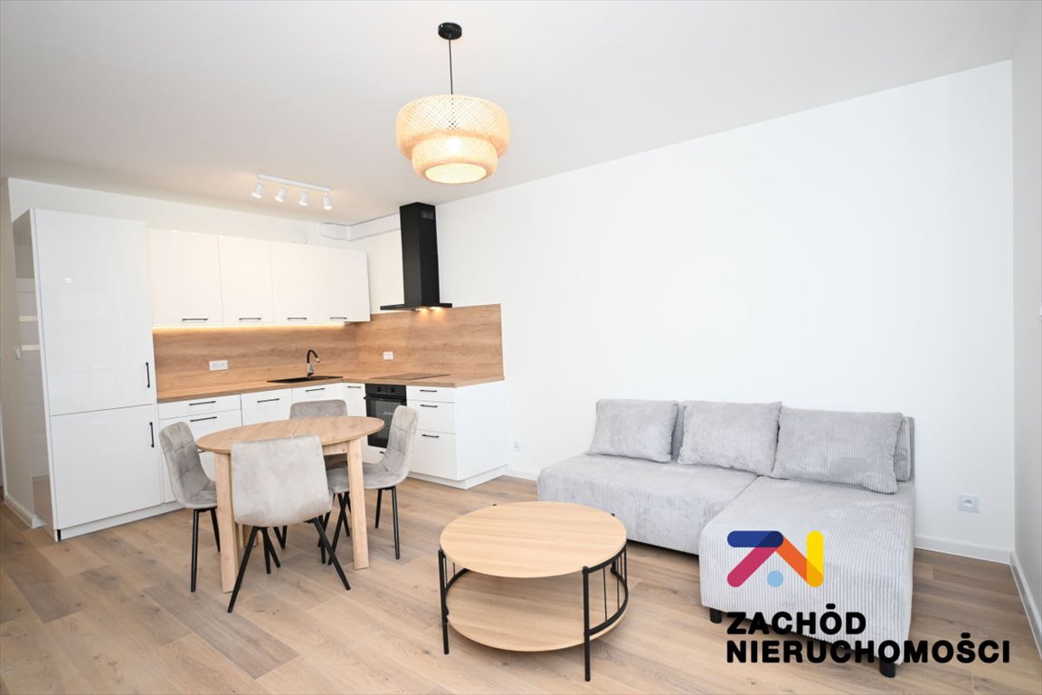 Mieszkanie trzypokojowe na wynajem Zielona Góra, Centrum, Leśny Dwór  56m2 Foto 1